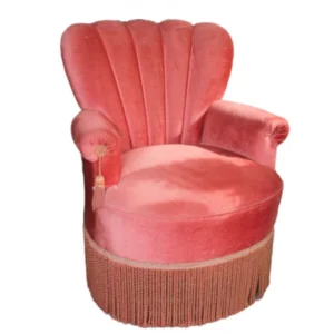Senhorinha de quarto com apoio braçal
